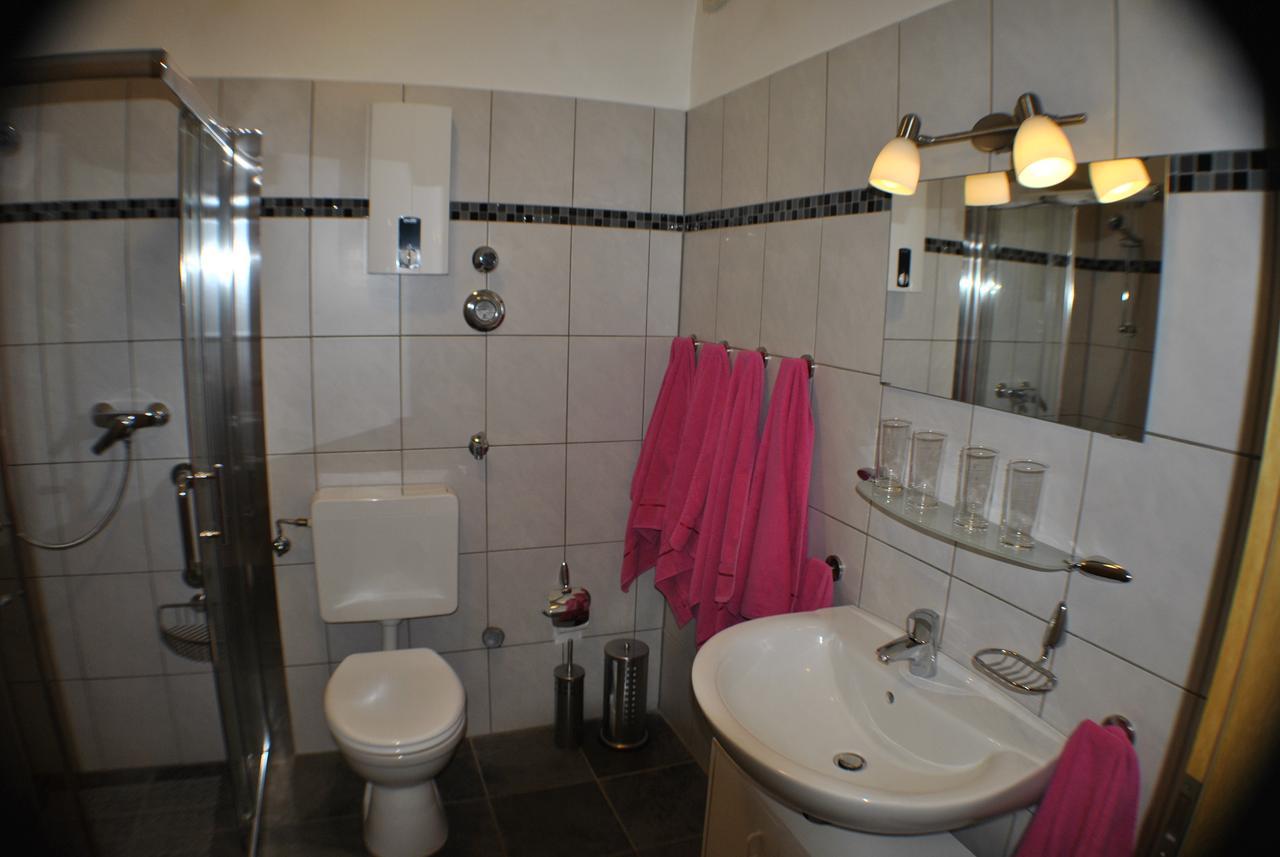Apartmenthaus „Am Gersthof“ Am Nationalpark Kellerwald-Edersee Gellershausen Екстериор снимка