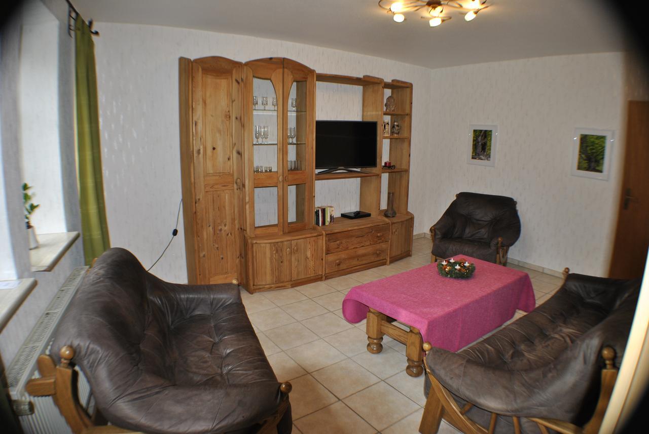Apartmenthaus „Am Gersthof“ Am Nationalpark Kellerwald-Edersee Gellershausen Екстериор снимка